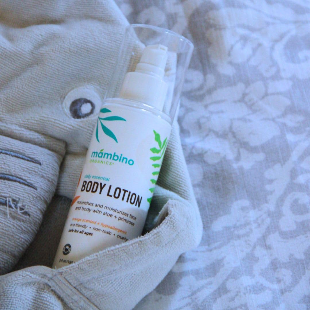 Mambino Organics Daily Essential Face + Body Lotion 全天然舒敏身體及臉部潤膚乳 150ml